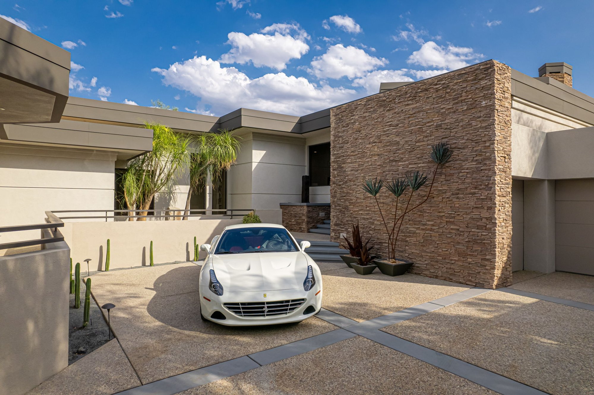 88-web-or-mls-CRChalaka0621_088